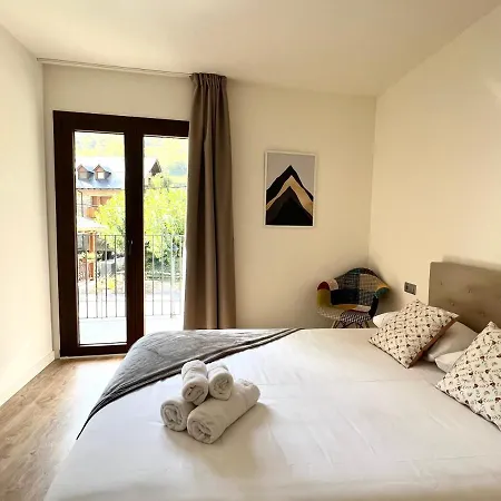 Cowork & - L'amfitriona Appartement Espot